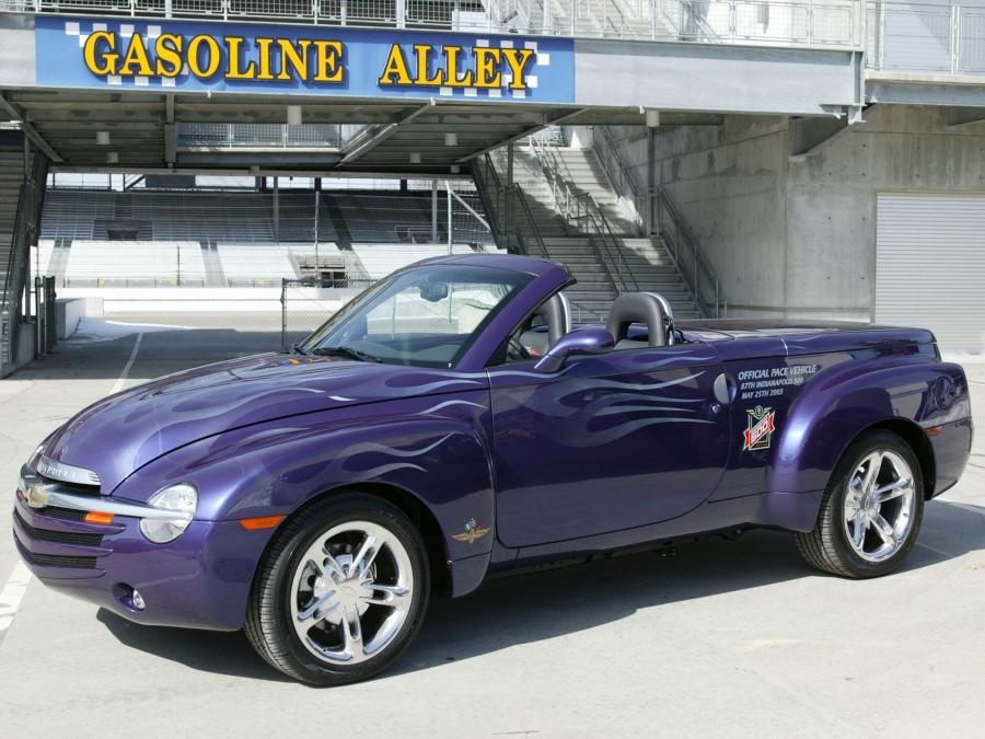  Chevrolet SS R Indianapolis Pace Car 2003 года  (фото 28 из 35)
